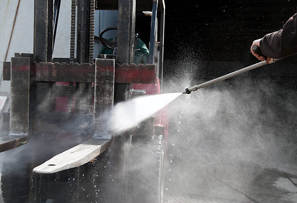 Professional Pressure Washing Services in Lolo, MT